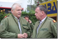 Landesbewerbsleiter Wasserwehr OBR Alois Wengler und BR Anton Scharinger